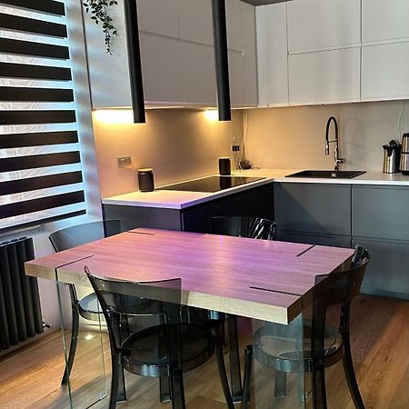 Lr Deluxe Apartments - Fondazione Prada - Metro M3 Milaan Buitenkant foto