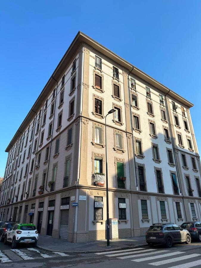 Lr Deluxe Apartments - Fondazione Prada - Metro M3 Milaan Buitenkant foto